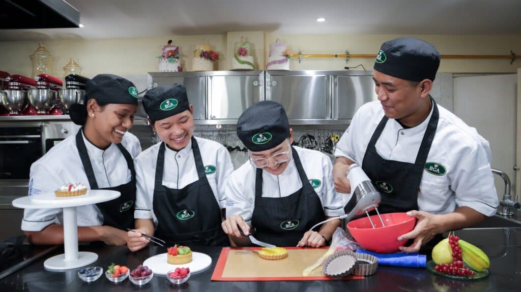 What is a Pastry Chef? An Overview of the Profession 1 Pastry chef